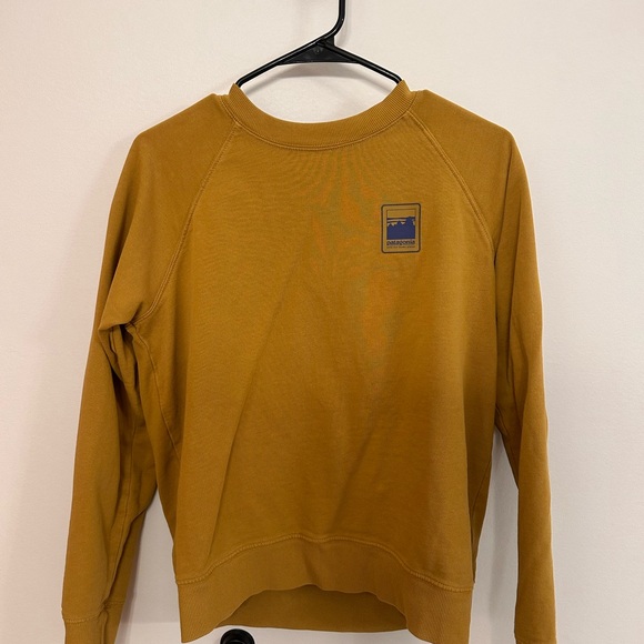 Patagonia Regenerative Cotton Crew Sweatshirt, Women’s medium, goldenrod - Picture 1 of 4